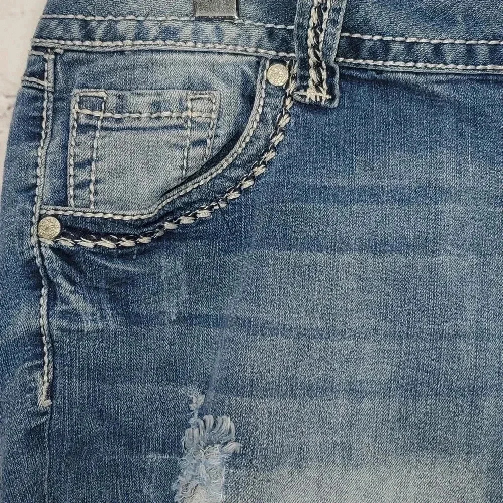 Lane Bryant Cuffed Blue Jean Shorts Size 14 - Picture 4 of 14